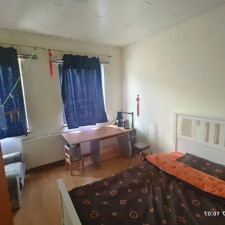 Gemutliches Einzelzimmer Im Zentrum Von * 줄리흐